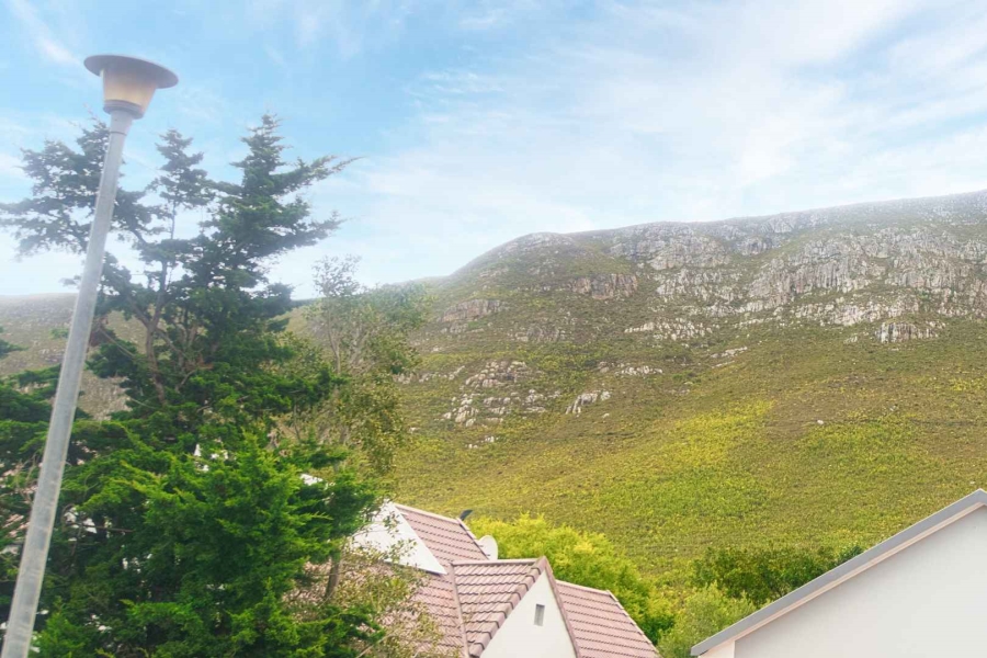 4 Bedroom Property for Sale in Hermanus Heights Western Cape